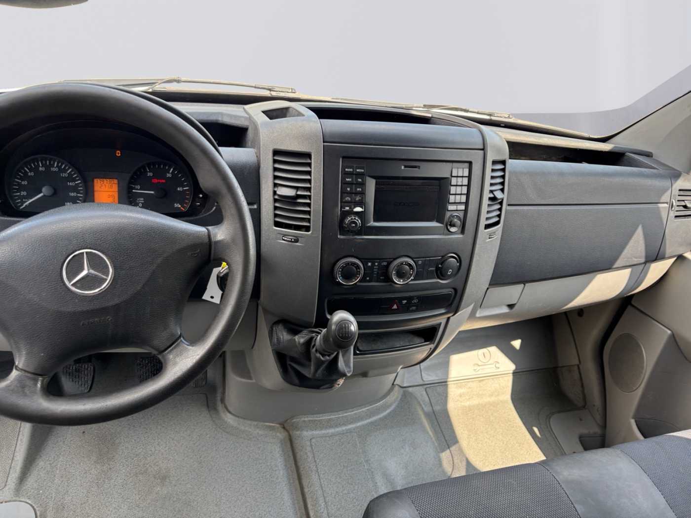 xxl_kfz113404129_wdb9066331p924627_09_front-panel-passenger.jpg