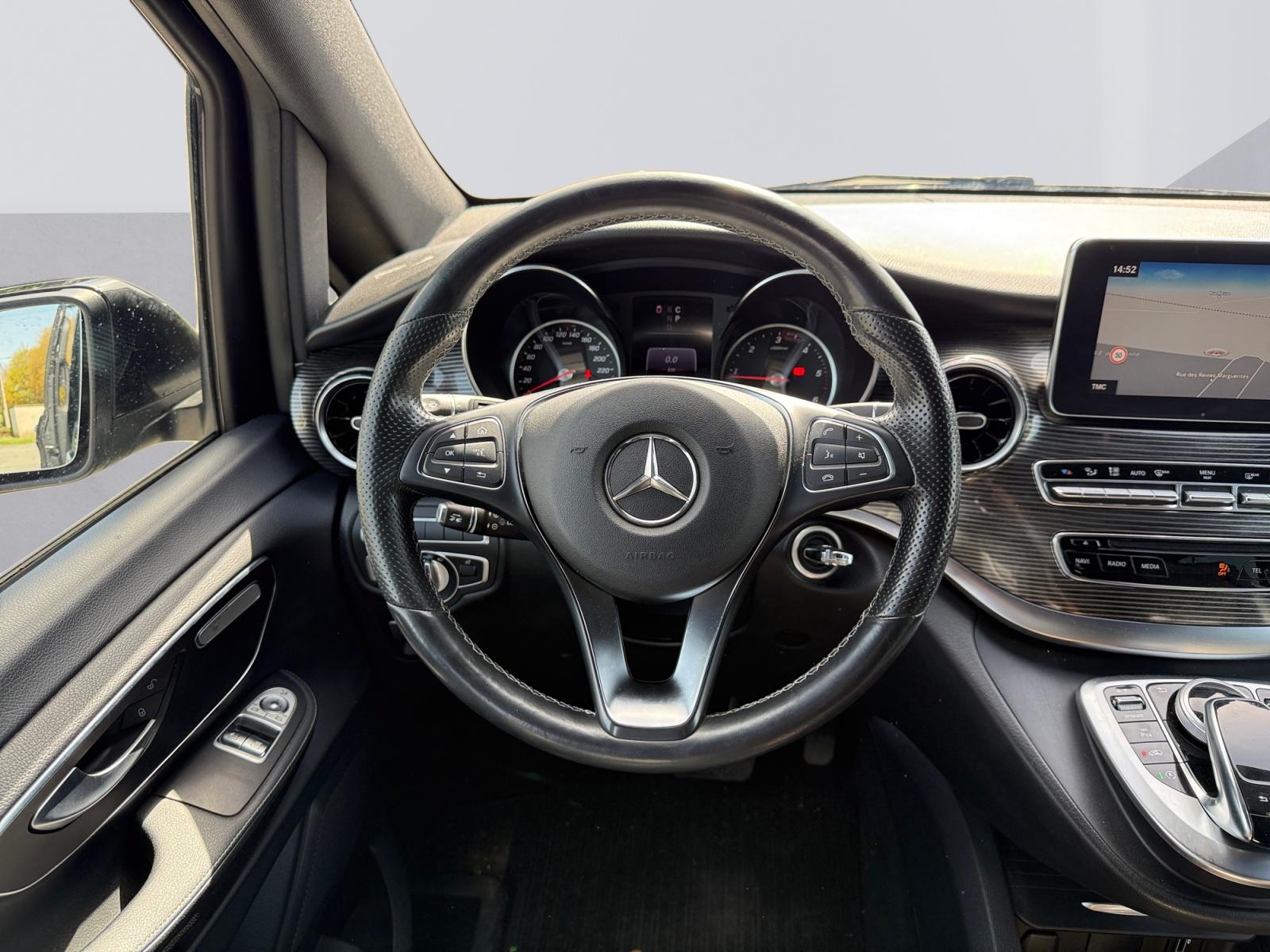 certified-namur-mercedes-benz-v-250-d-avangarde-a3-5-places-w1v44781513723386-14-20260411003825.jpg