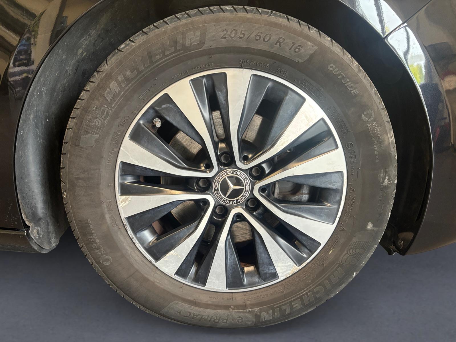 certified-alleur-mercedes-benz-b-180d-style-w1k2470031j117011-8-20260817172935.jpg