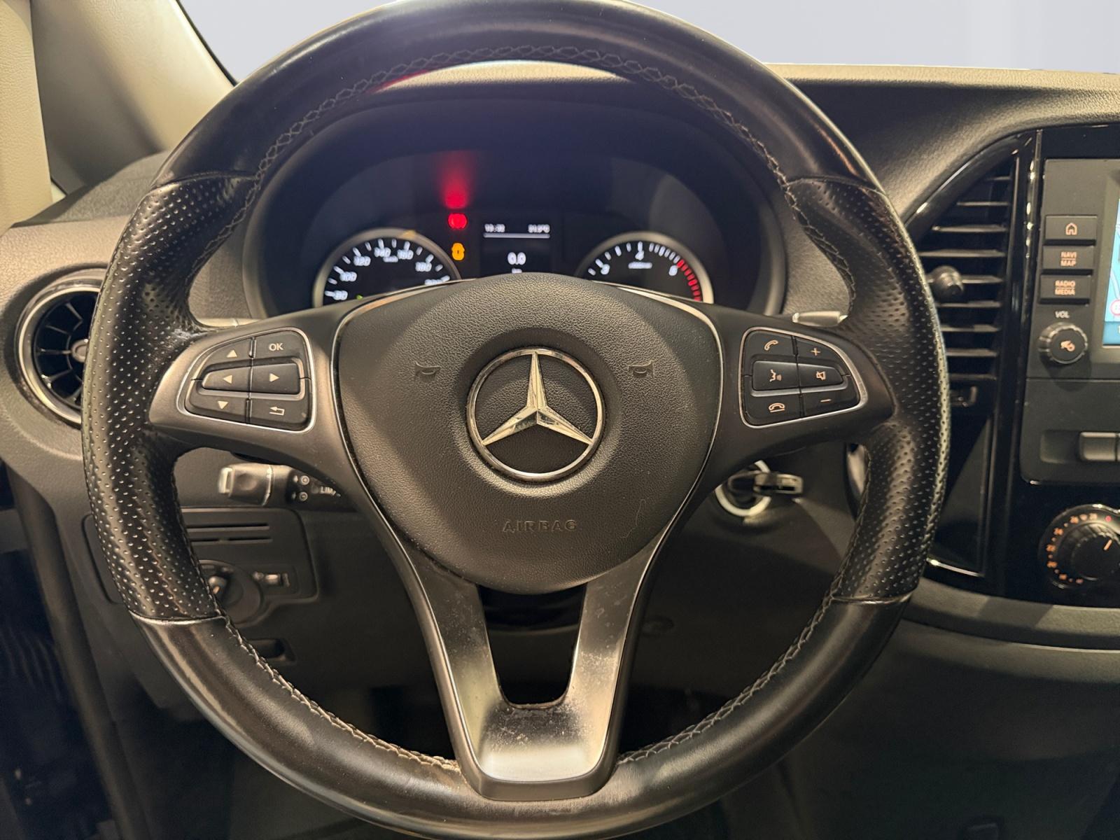 certified-alleur-mercedes-benz-vito-fourgon-114-l2-25-900-e-w1vvkbez5p4327704-12-20260914141244.jpg