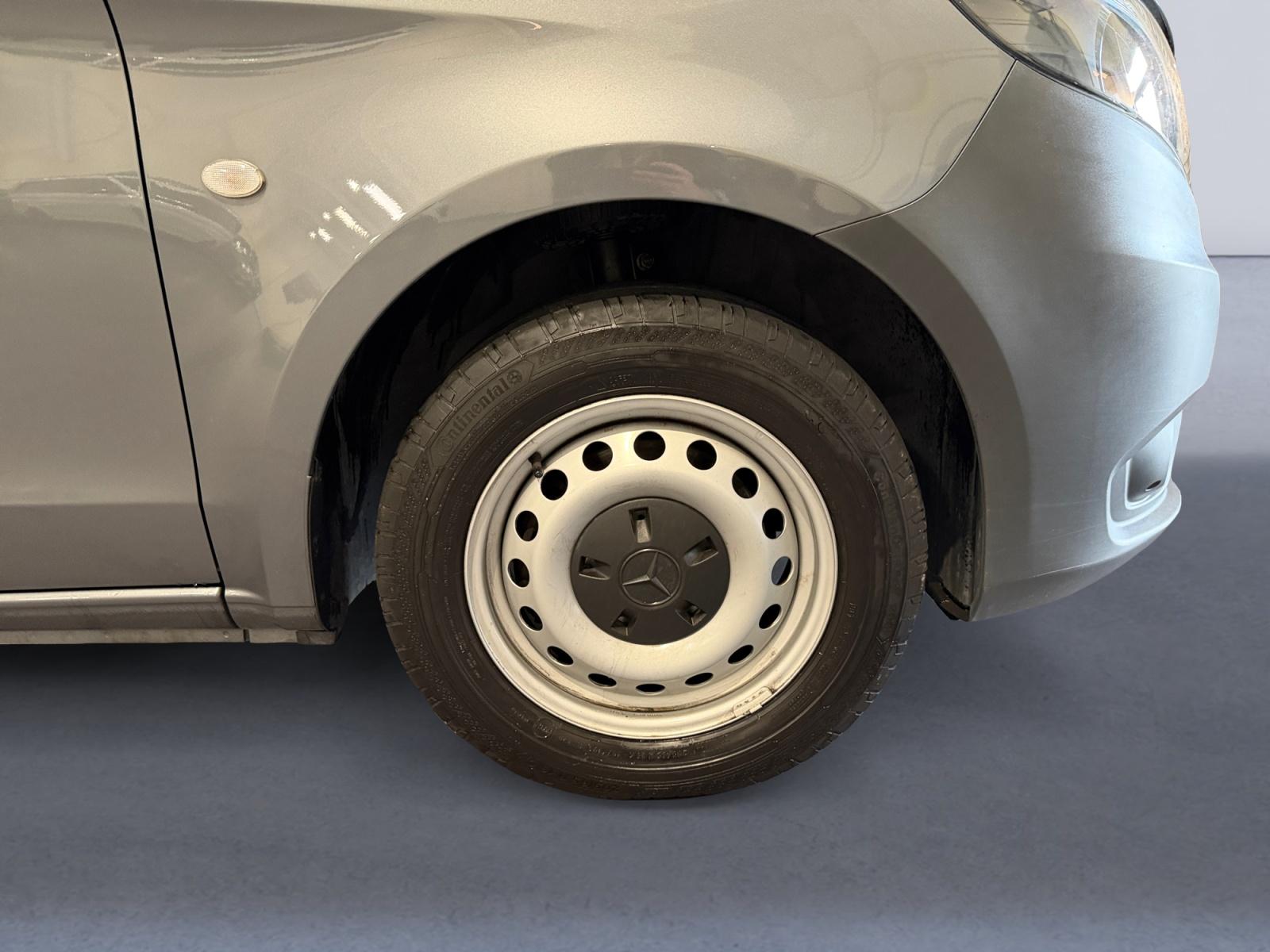 certified-alleur-mercedes-benz-vito-fourgon-114-l2-25-900-e-w1vvkbez5p4327704-9-20260914141243.jpg